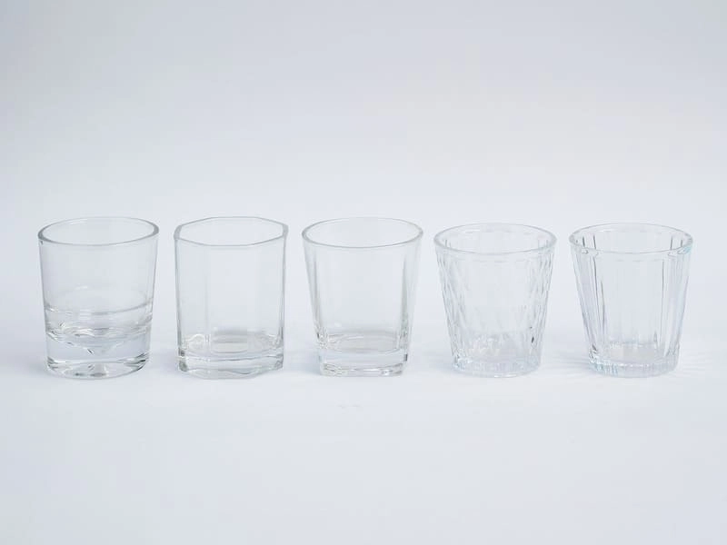玻璃杯